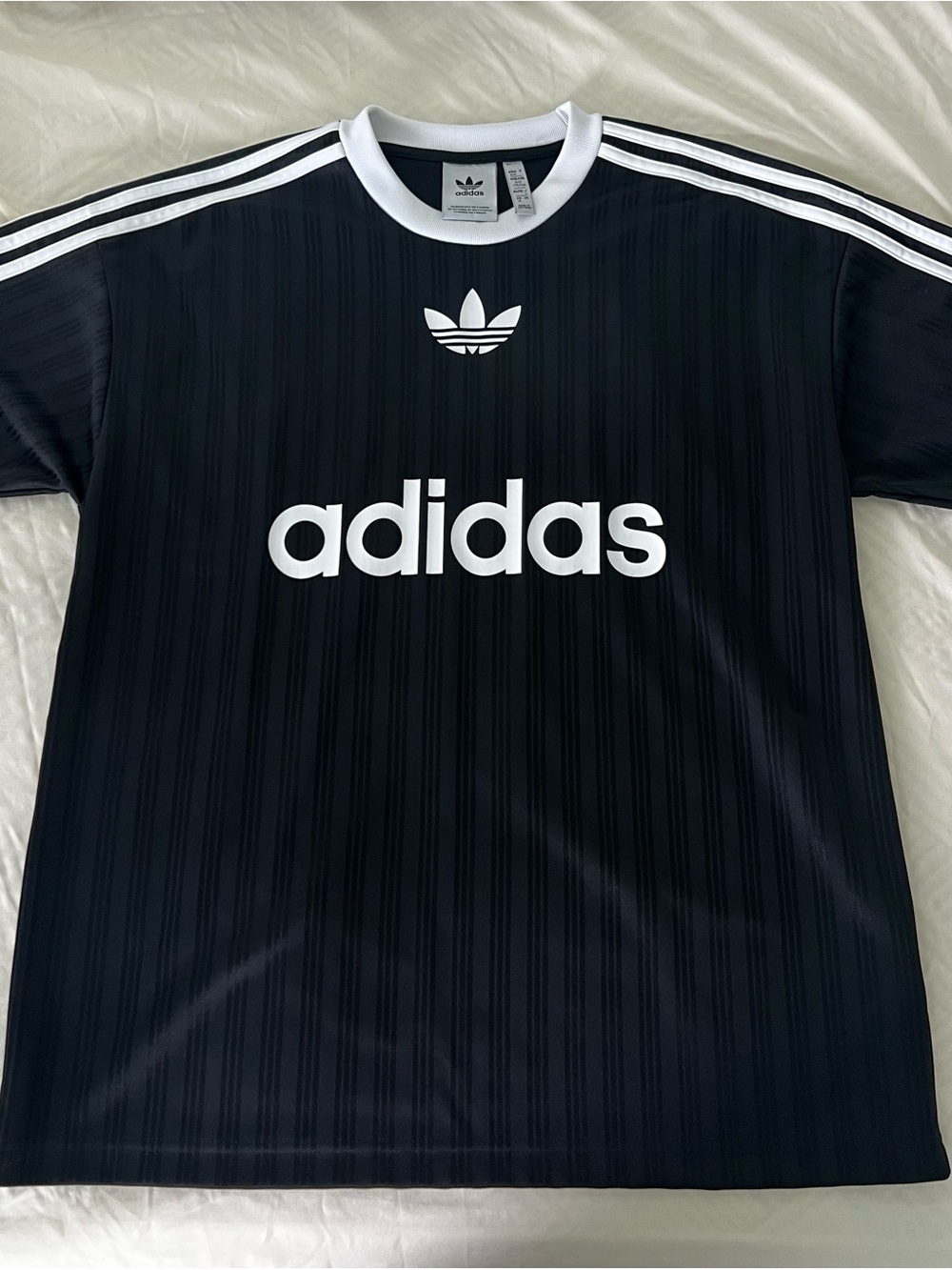 Adidas Men’s Black Trefoil Logo Crew Neck Shirt
